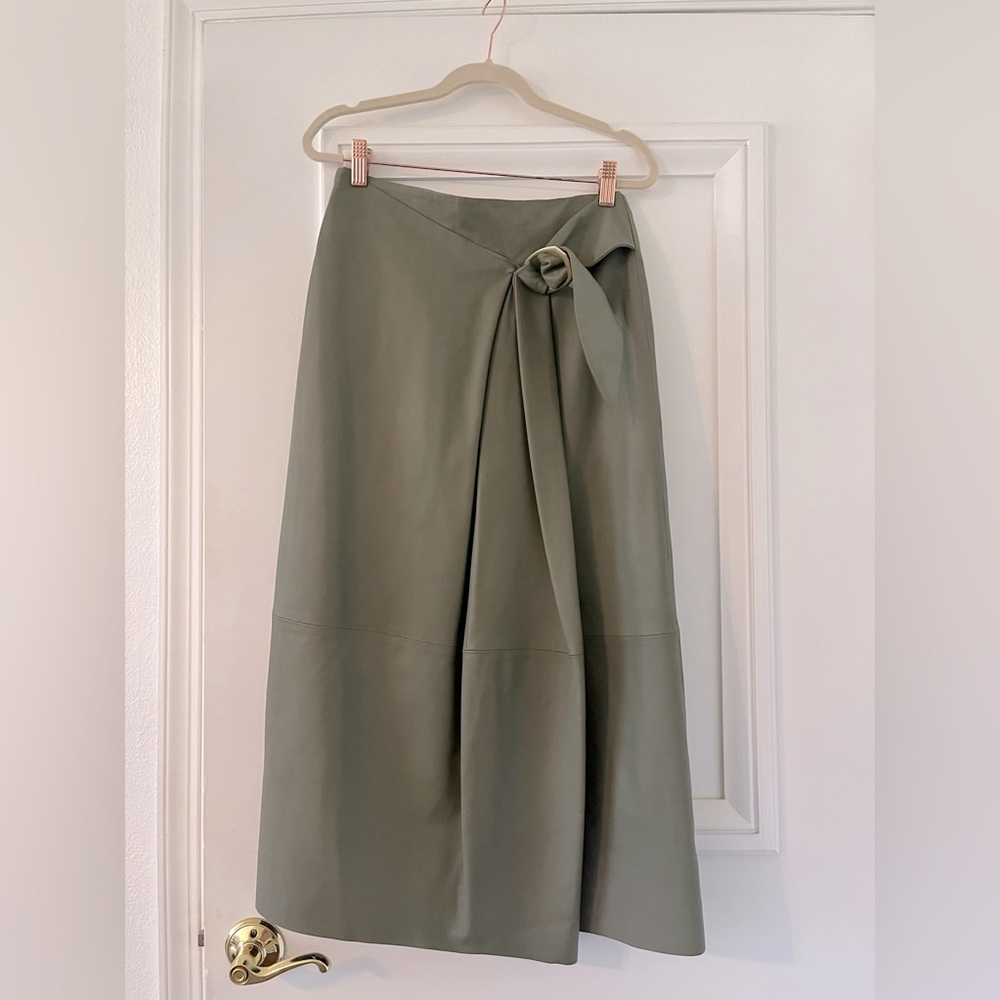 🍃Vince Luxury Leather Skirt Originally $1250 NWT 🍃